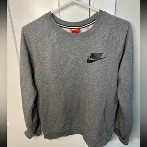 Nike Women’s Heather Gray Crewneck Sweater